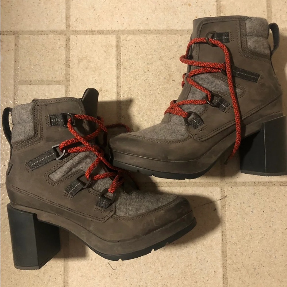 Women’s SOREL boots